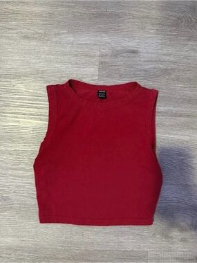 SHEIN Red Sleeveless Crop Tank